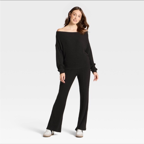 NWT Black Ribbed Off-Shoulder Sweater - Picture 3 of 5